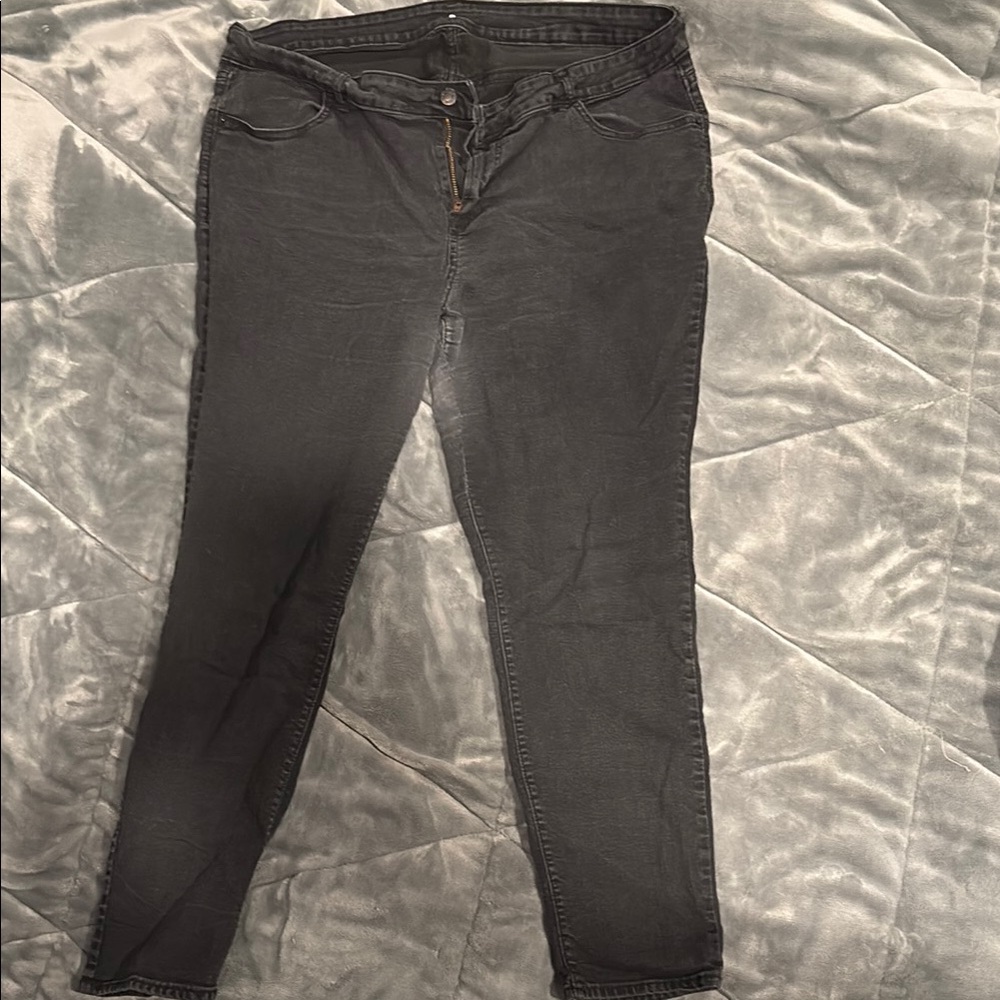Women's Black Jeans (stretchy waist)